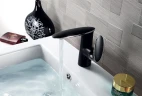 Смеситель для раковины Rossinka RS30-11B Черный матовый Хром