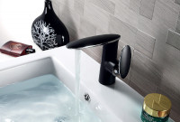 Смеситель для раковины Rossinka RS30-11B Черный матовый Хром