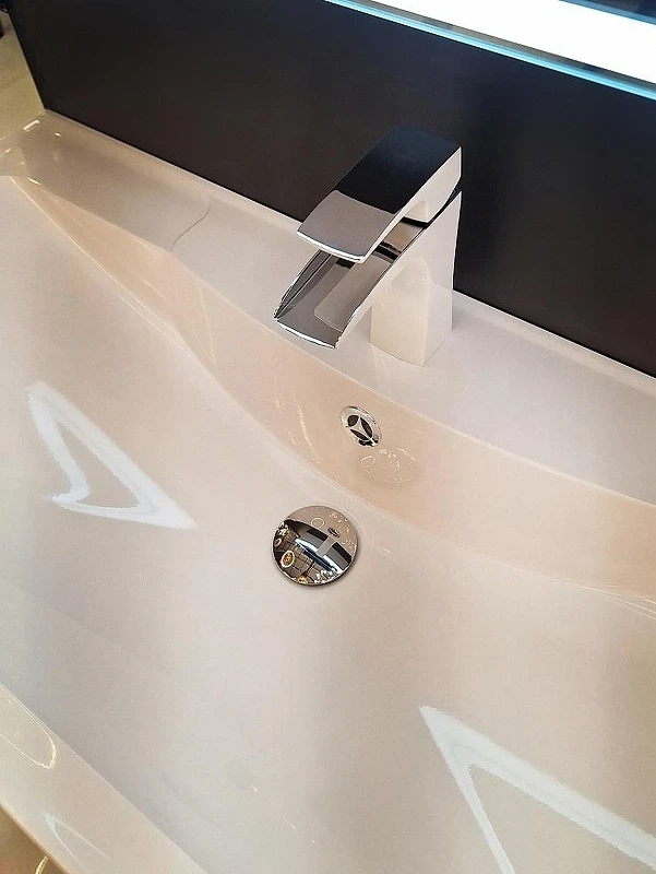Смеситель для раковины AltroBagno Cascata 0111 BiCr цвет Белый Хром