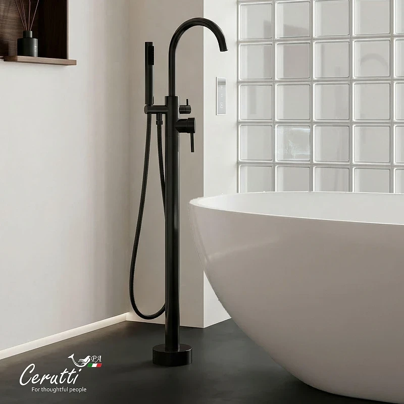 Смеситель для ванны Ceruttispa Тобия (Tobia) GG CT12114 12114 цвет Черный матовый
