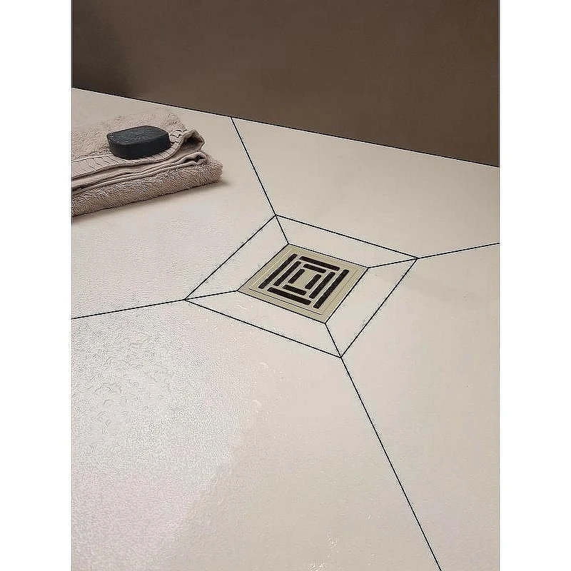 Душевой трап Berges Platz Uno 100x100 090069 с решеткой Хром матовый