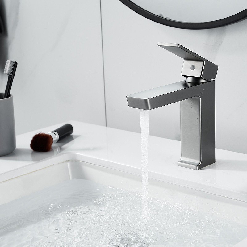 Смеситель для раковины Rose R18T R1801T-1 Оружейная сталь латунь