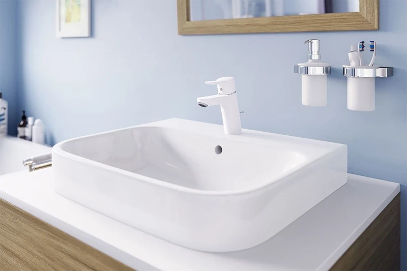 Смеситель для раковины Kludi Pure Easy XL 372909165 Белый Хром латунь
