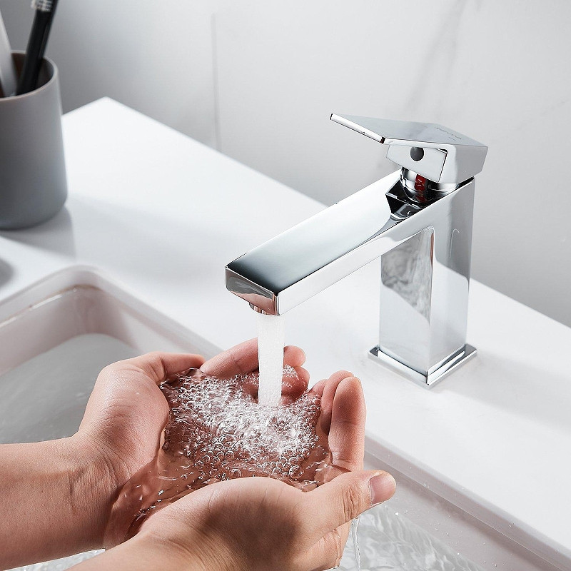 Смеситель для раковины Shevanik S9601 цвет Хром