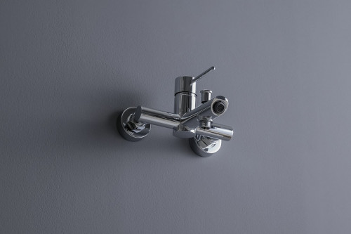 Смеситель для ванны Allen Brau Glority 5.51003-00 Хром латунь на стену