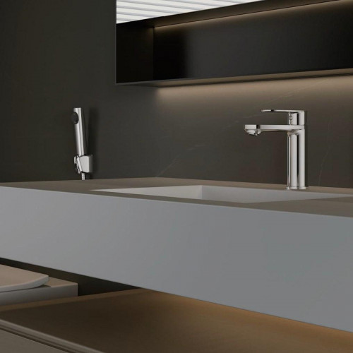 Смеситель для раковины Belz B713 B12713 с гигиеническим душем цвет Хром