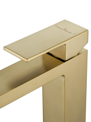 Смеситель для раковины Wonzon &amp; Woghand Cube WW-88139016-BG цвет Брашированное золото