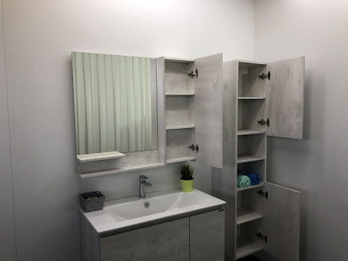 Зеркало со шкафом Comforty Верона 90 00004136714 Дуб белый МДФ / ЛДСП, стекло