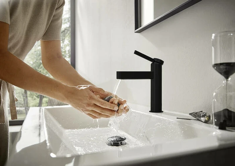 Смеситель для раковины Hansgrohe Finoris 76010670 Черный матовый латунь