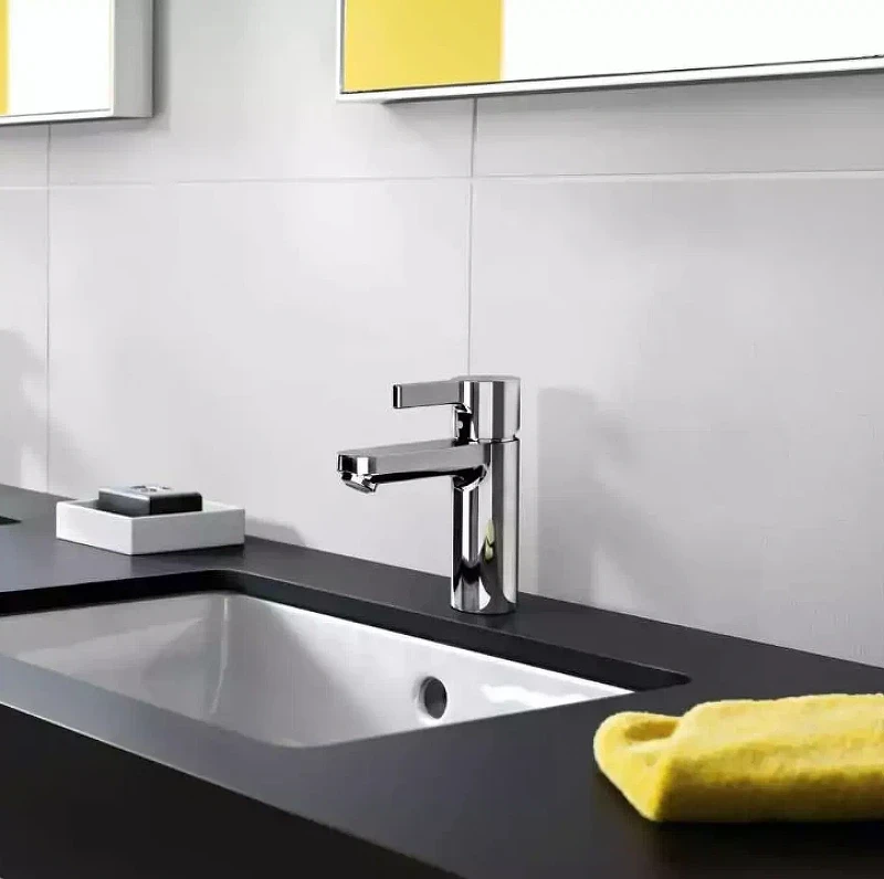 Смеситель для раковины Hansgrohe Metris S 31068000 Хром