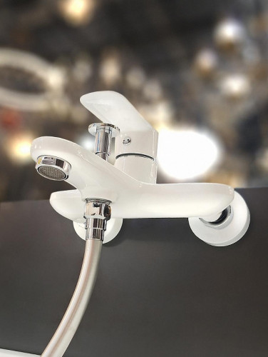 Смеситель для ванны AltroBagno Diretto 0209 Bi цвет Белый