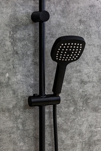Душевая система Orange Aristo M19-944b Черная латунь на стену