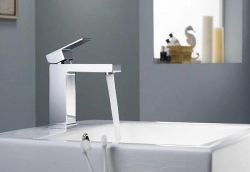 Смеситель для раковины Grocenberg GB2008CR Хром