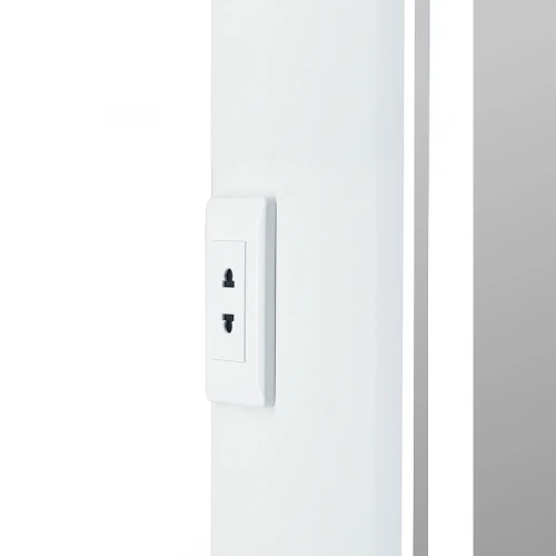 Зеркальный шкаф Reflection Circle 550х800 R RF2106SR с подсветкой Белый матовый МДФ / ЛДСП, стекло