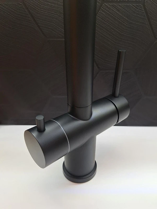 Смеситель для кухни AltroBagno Flusso 050204 MB цвет Черный матовый