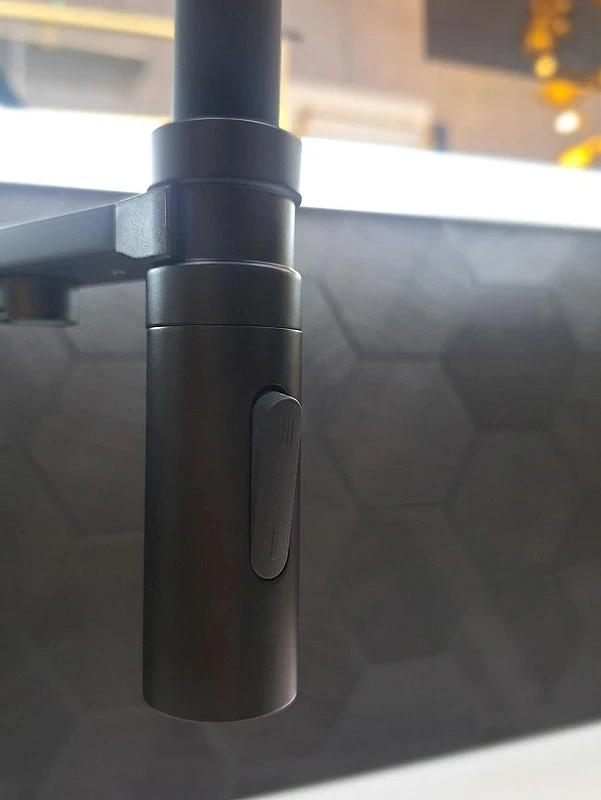 Смеситель для кухни AltroBagno Flusso 050204 MB цвет Черный матовый