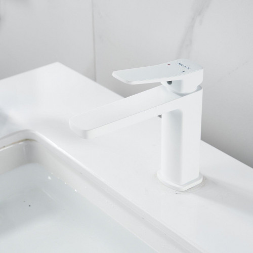 Смеситель для раковины Shevanik S9901C цвет Белый