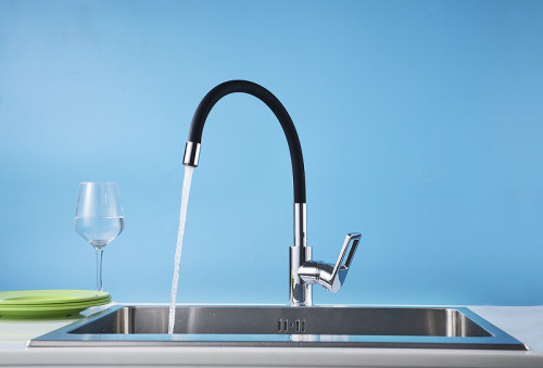 Смеситель для кухни Rossinka Z35-35U-Black Хром Черный латунь