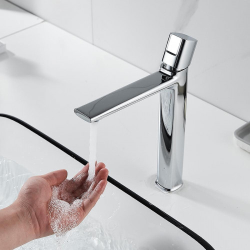 Смеситель для раковины Maretti Lorenza LR32RF842-V цвет Хром