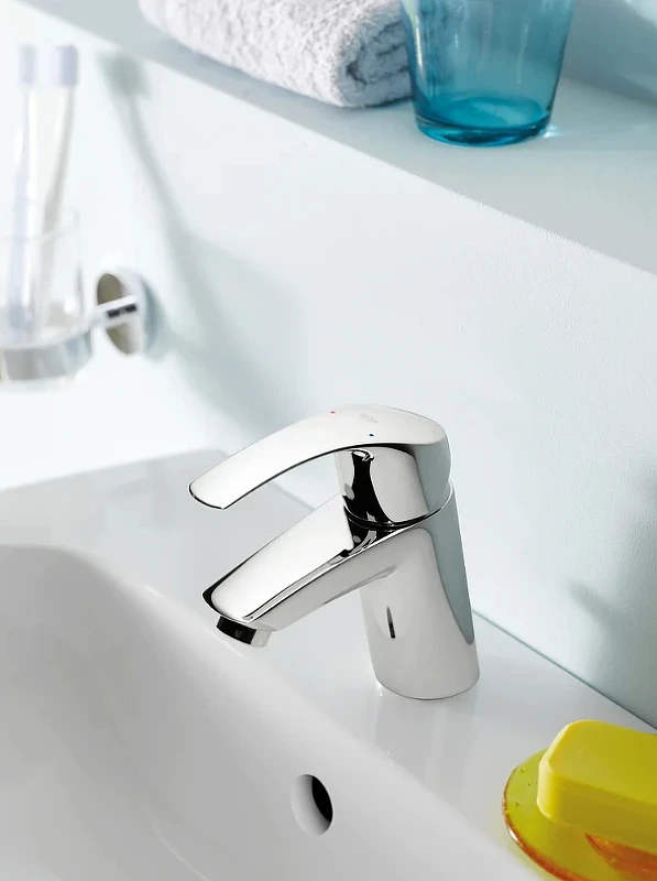 Смеситель для раковины Grohe Eurosmart 32154002 Хром латунь