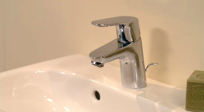 Смеситель для раковины Hansgrohe Focus E2 31730000 Хром латунь