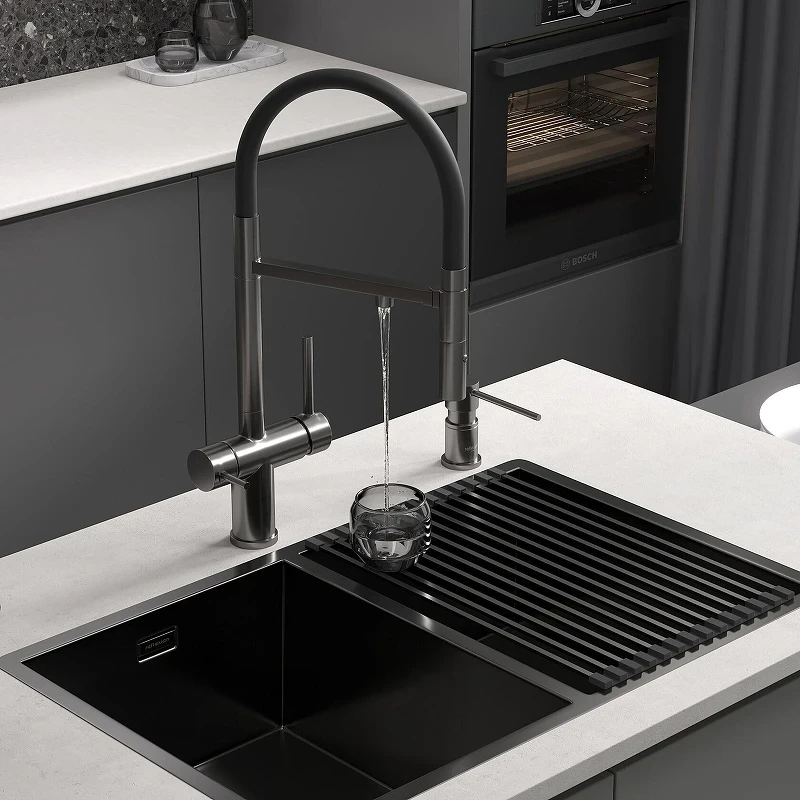 Смеситель для кухни Reflexion Lago RX9901BL цвет Оружейная сталь