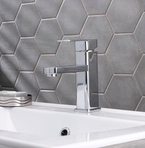 Смеситель для раковины Ростовская Мануфактура Сантехники SL144-001F Хром