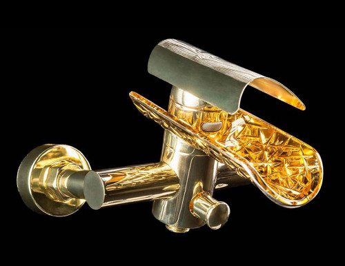 Смеситель для ванны Boheme Hypnose 233-G Золото латунь на стену