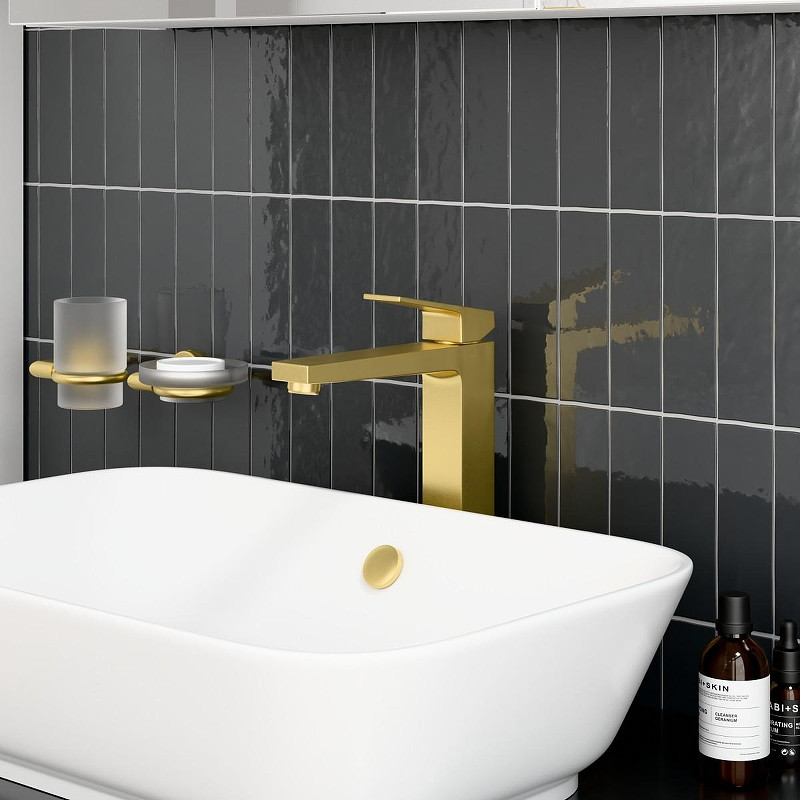 Смеситель для раковины Vitra Minimax Square A4372425EXP цвет Брашированное золото