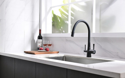 Смеситель для кухни Lemark Comfort LM3075BL Черный латунь