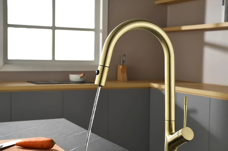 Смеситель для кухни AQUAme Cucina AQM9905BG цвет Шлифованное золото