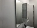 Зеркало со шкафом Comforty Прага 90 00004136263 Дуб белый МДФ / ЛДСП, стекло