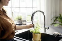Смеситель для кухни Hansgrohe Aqittura M91 76803000 Хром латунь
