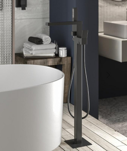 Смеситель для ванны Bossini Aki Z00772.073 Черный матовый