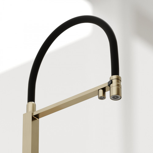 Смеситель для кухни Sancos Moro SC4006BG Золото брашированное Черный латунь