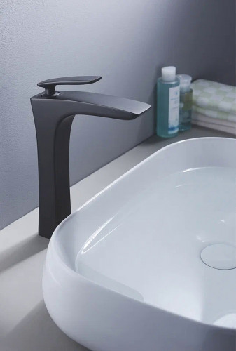 Смеситель для раковины Rose R27H R2711H Черный матовый латунь