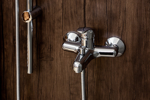 Смеситель для ванны Orange OneLife P01-100cr Хром