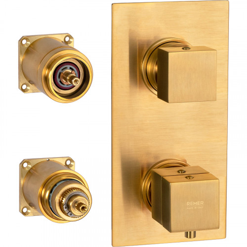 Смеситель для душа Remer Qubica Thermo QT92KBBG с термостатом Золото брашированное