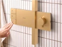 Душевая система Hansgrohe Alive S 24595140 с термостатом цвет Шлифованная бронза