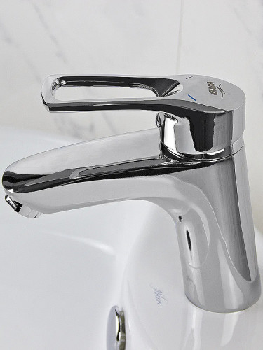 Смеситель для раковины Viko V-6401 Хром