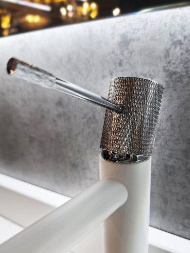 Смеситель для раковины AltroBagno Intento 0132 MW цвет Белый матовый