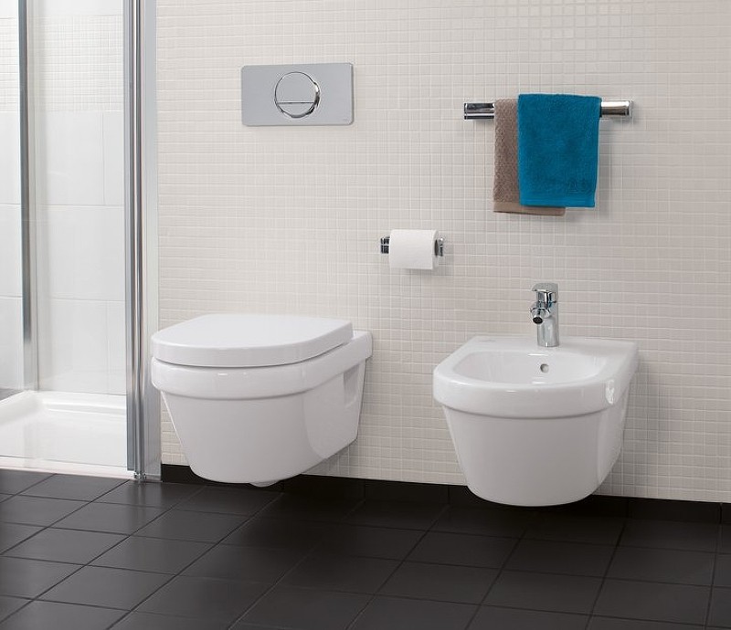 Унитаз Villeroy&Boch Omnia Architectura 5684HRR1 подвесной с сиденьем Микролифт
