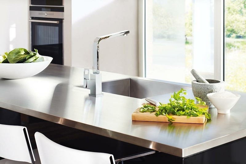 Смеситель для кухни Grohe Eurocube 31255000 Хром латунь