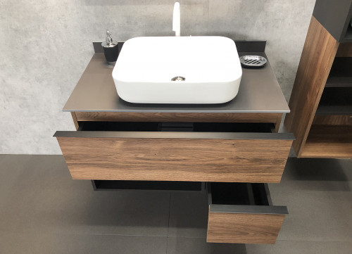 Тумба с раковиной Comforty Штутгарт 90 00-00002868 подвесная Дуб темно-коричневый Черная матовая МДФ / ЛДСП
