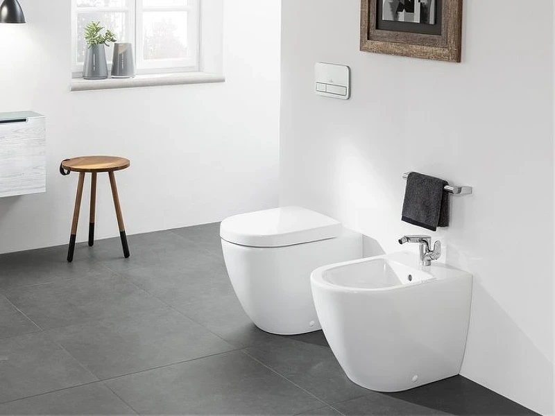 Унитаз Villeroy&Boch Subway 2.0 5602R0R1 приставной без сиденья