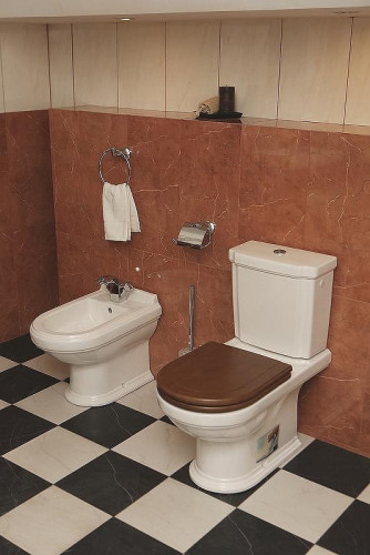 Унитаз-компакт Villeroy&Boch Hommage 666210R2 без бачка и сиденья