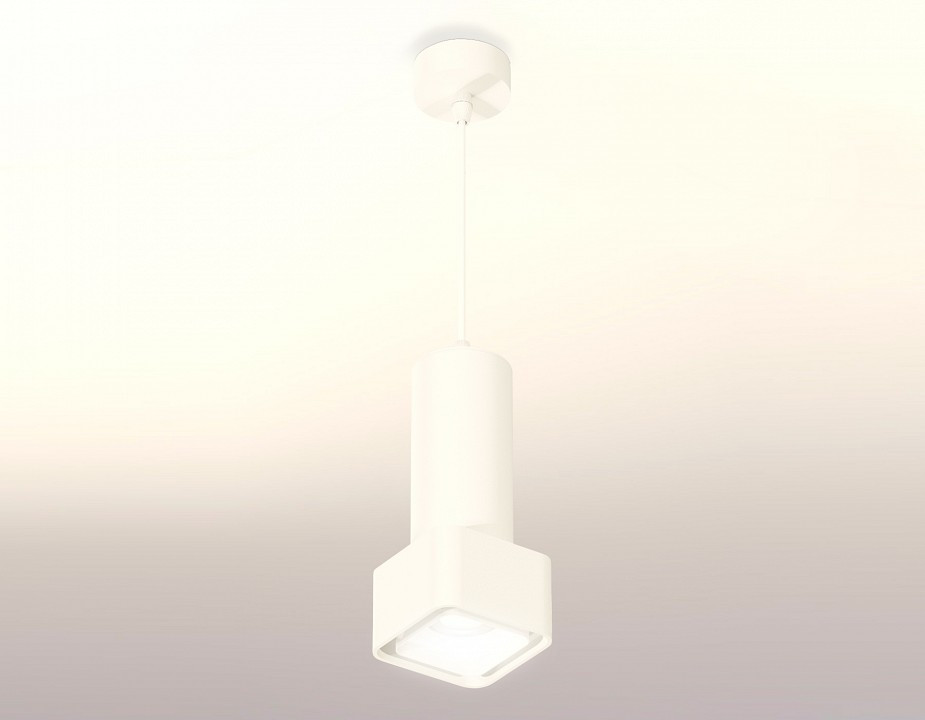 Подвесной светильник Ambrella Light XP XP7832001