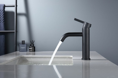 Смеситель для раковины Splenka S221.10.06 Черный матовый