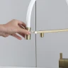 Смеситель для кухни Gappo G4395-53 цвет Золотой сатин Белый