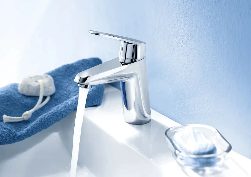 Смеситель для раковины Grohe Eurodisc Cosmopolitan 3246920E Хром латунь